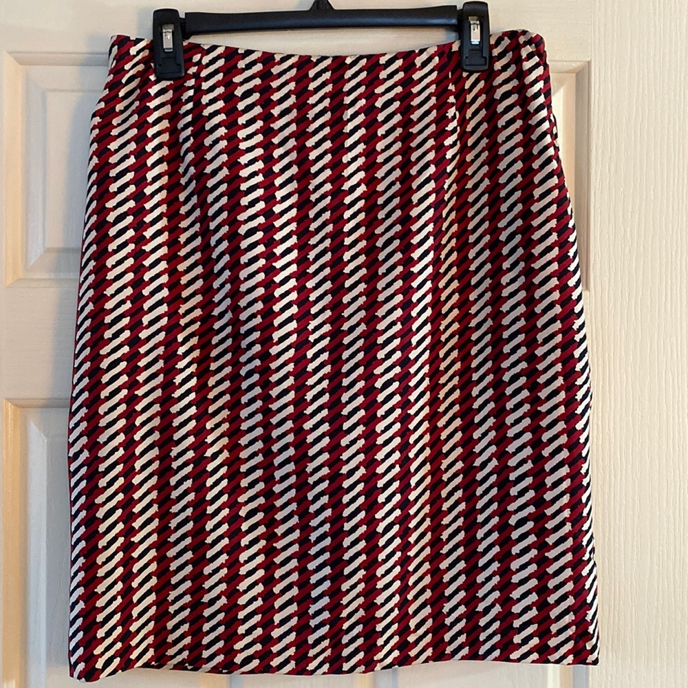 Ann Taylor print skirt, Size 12, Like New